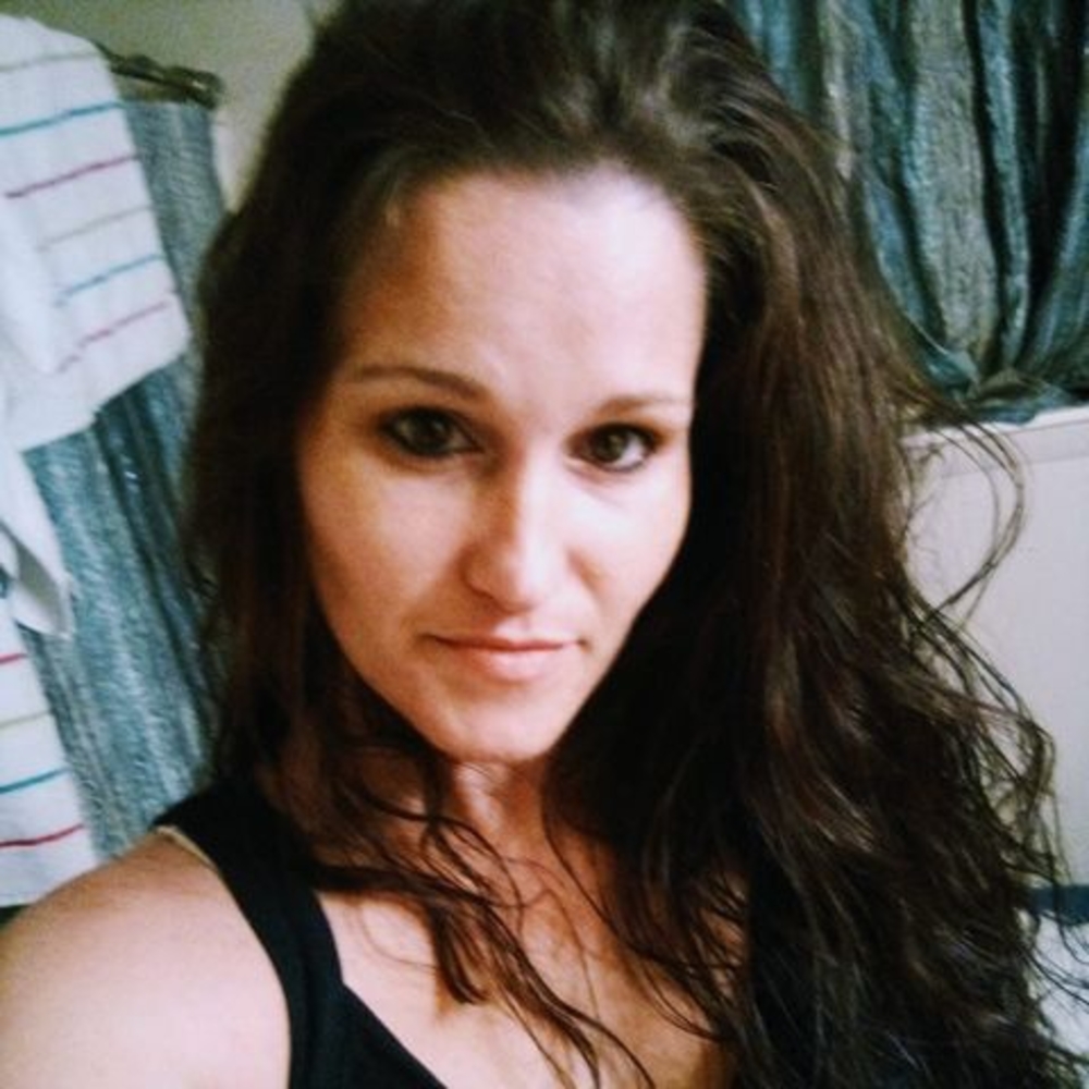 Meet your Posher, Becca